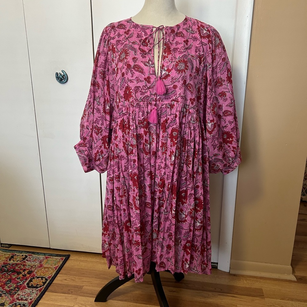 Dolma  Pink and Red Patterned flowy dress